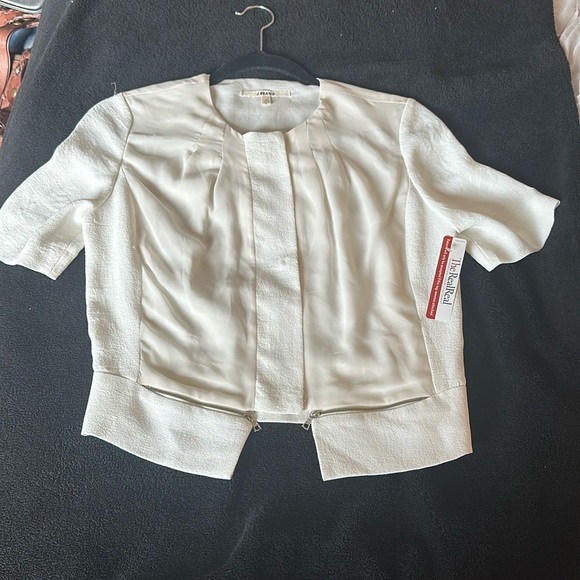 Detailed JBrand top - Picture 1 of 4